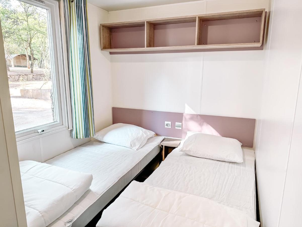 3 Bedroom Chalets Camping Lei Suves - Joycasa Roquebrune-sur-Argens Exterior photo