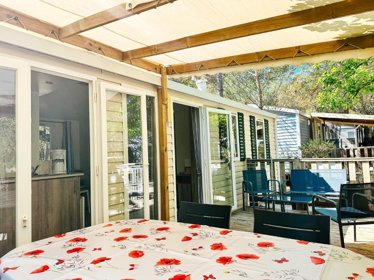 3 Bedroom Chalets Camping Lei Suves - Joycasa Roquebrune-sur-Argens Exterior photo